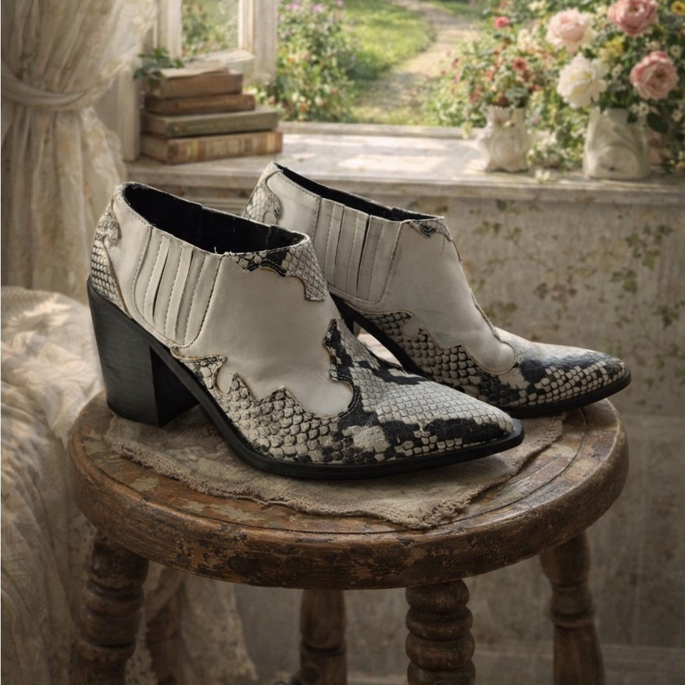 Urban Outfitters Black and White Snakeskin Western Heeled Boots